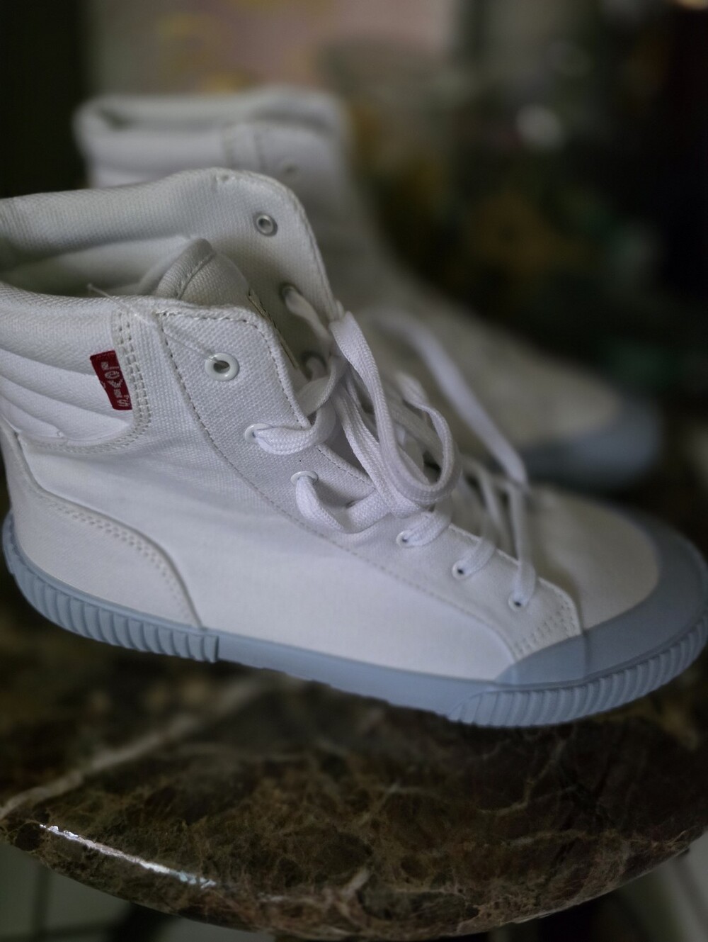 Levi's High TOP Canvas SNEAKERS Powder BLUE gum Sole - Picture 2 of 4